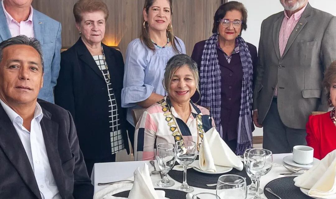 la presidente nacional del senado JCI Colombia con integrantes del consejo de senadores de la JCI Manizales.